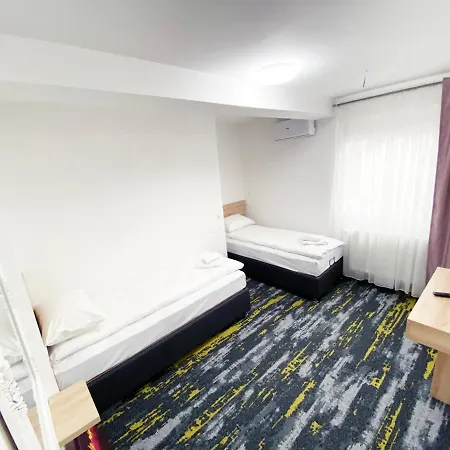 سوليوفيتش 3*